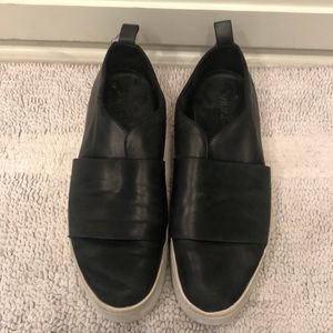 BLACK LEATHER VINCE PLATFORM SNEAKER WITH BOX